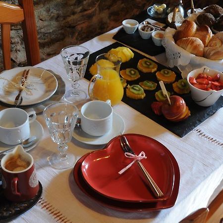 Casa Puig Hotel Montcorbau Екстериор снимка